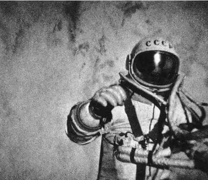 Leonov en el espacio