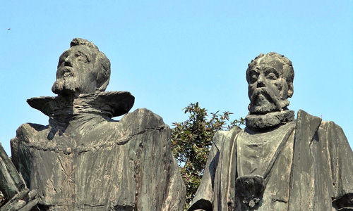 Monumento a Kepler y a Tycho Brahe